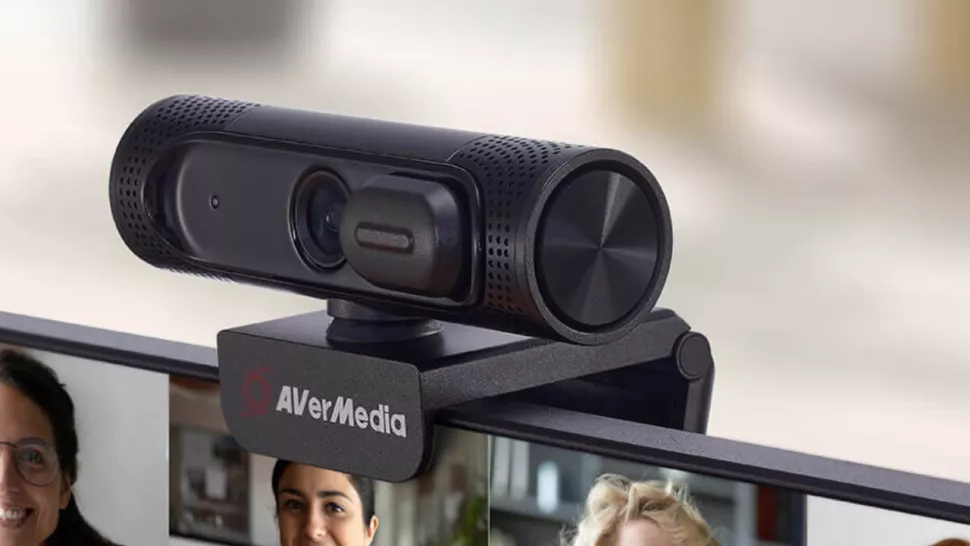 Обзор веб камеры AverMedia PW315