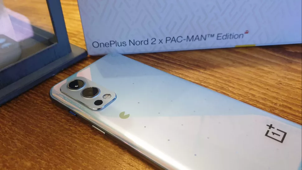 Обзор OnePlus Nord 2 x Pac-Man